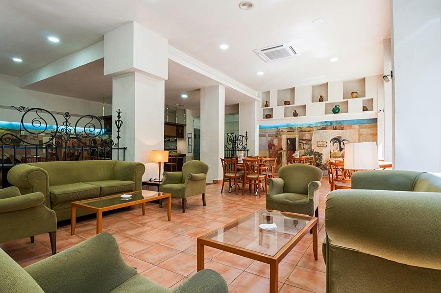 Hotel Alcantara Caceres Exterior photo